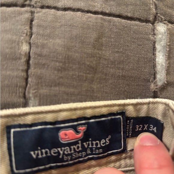 Vineyard Vines Khaki Pants - Picture 6 of 6